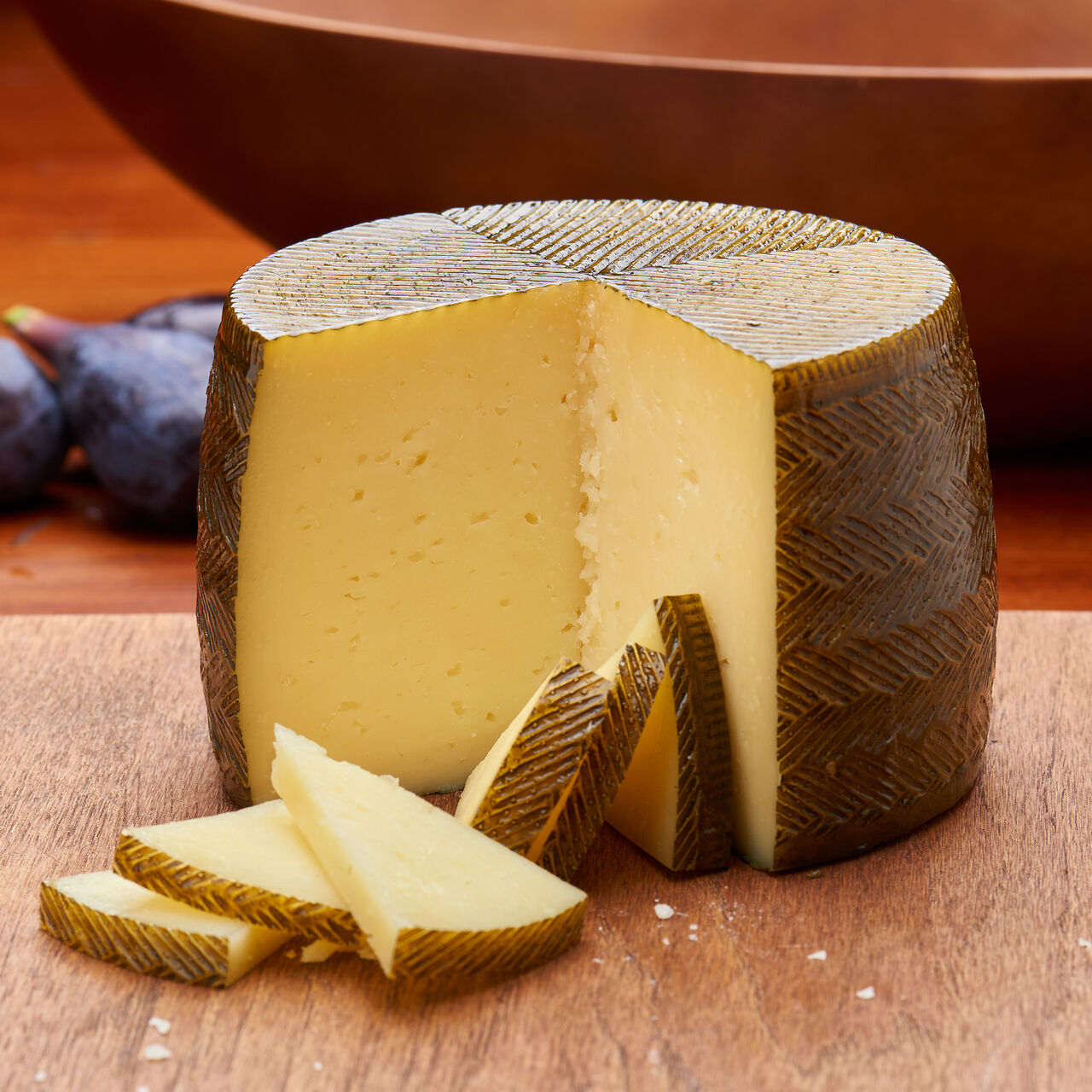 Manchego Cheese Wheel Manchego Cheese Wheel